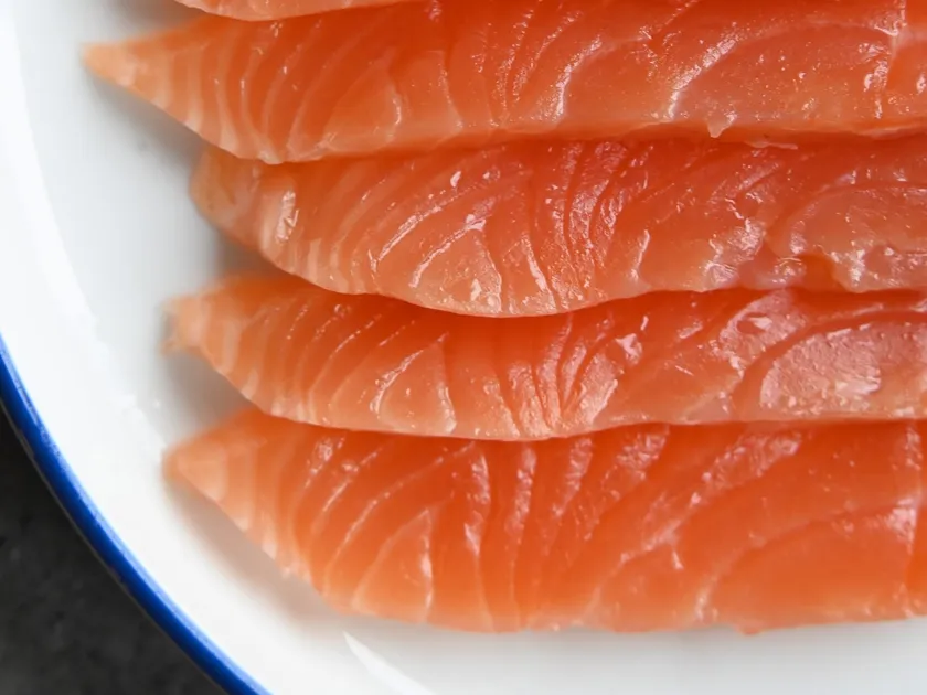 Homemade salmon gravlax